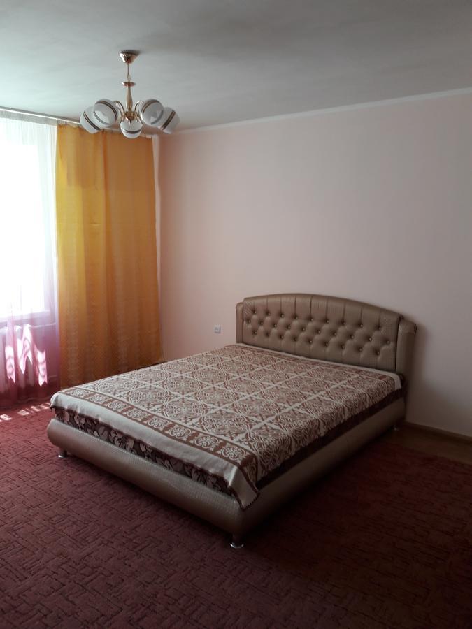 Apartment in the city center チェルカースィ エクステリア 写真