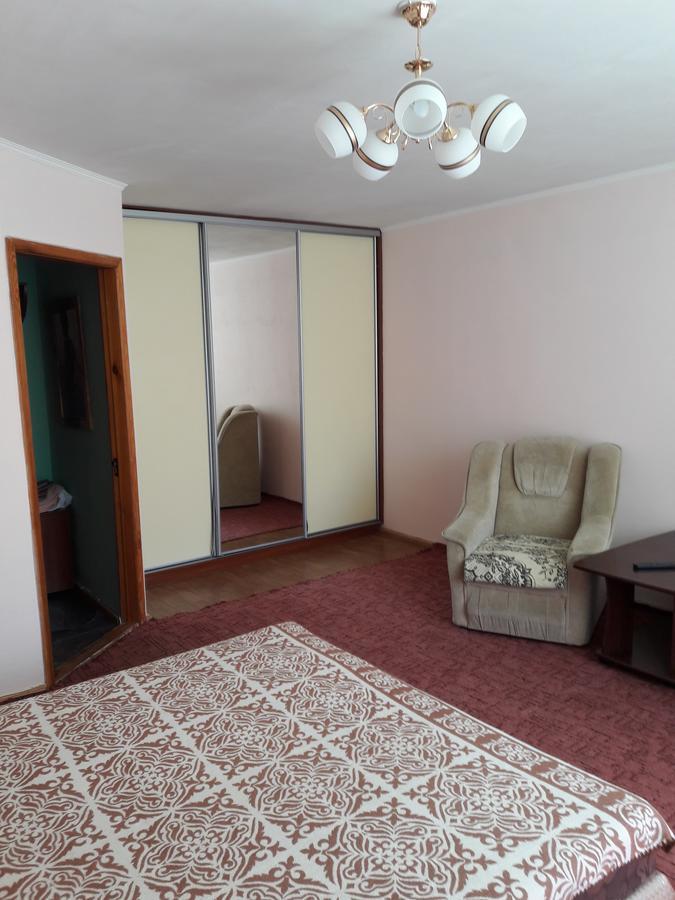 Apartment in the city center チェルカースィ エクステリア 写真